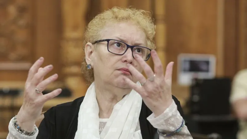 Avocatul Poporului, Renate Weber, lasă locul liber/ Foto: bzi.ro