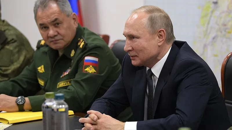 Șoigu și Putin/FOTO: en.kremlin.ru