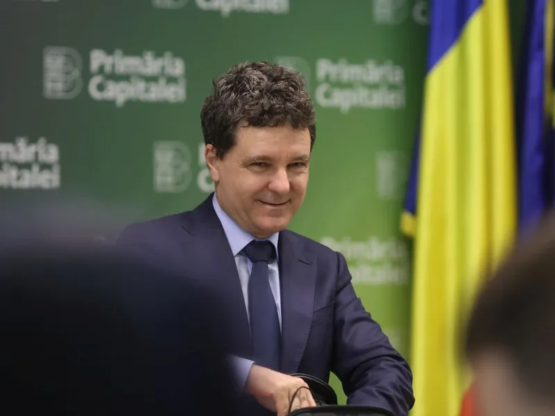 Nicuşor Dan, la şedinţa extraordinară a CGMB - Foto: INQUAM PHOTOS/George Călin