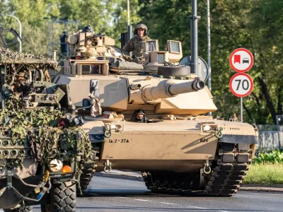 Pentagon are cel puțin patru opțiuni pentru retragerea unor trupe din Europa. Care sunt criteriile decisive