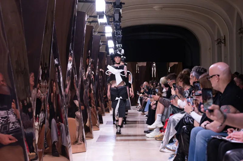 Romanian Fashion Week își extinde scena la București, după 25 de ani de la prima ediție - Foto: Romanian Fashion Week