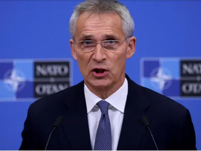Stoltenberg: „NATO va căuta în continuare canale cu Rusia, în ciuda disputei privind spionii”/foto: afp