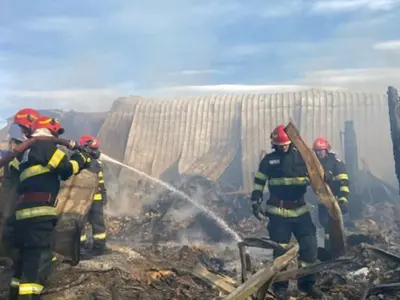 Pompierii au găsit șapte victime carbonizate Foto ISU Prahova