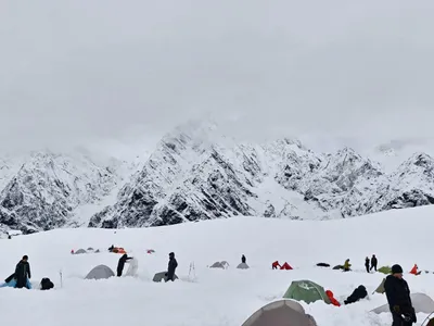 Excursioniști pe Everest - Foto: Profimedia Images
