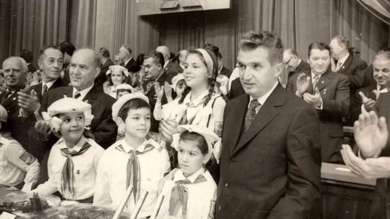 Cine sunt decrețeii ce vor face pensia aproape imposibil de plătit - Foto: Fototeca online a comunismului românesc - cota 6/1974