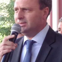 Plagiatorul Cristian Petcu