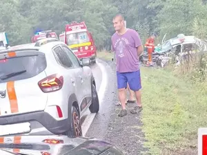 Sfârșit tragic, în floarea vârstei. O poliţistă de 21 de ani a murit într-un accident rutier pe DN13 - Foto: Info Trafic Brasov(imagine cu rol ilustrativ)