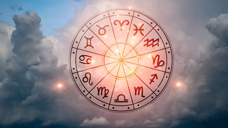 HOROSCOP 29 NOIEMBRIE Luna în Scorpion aduce energii negative Vărsătorilor. Leii au planuri mari - Foto: Freepik (Imagine cu rol ilustrativ)