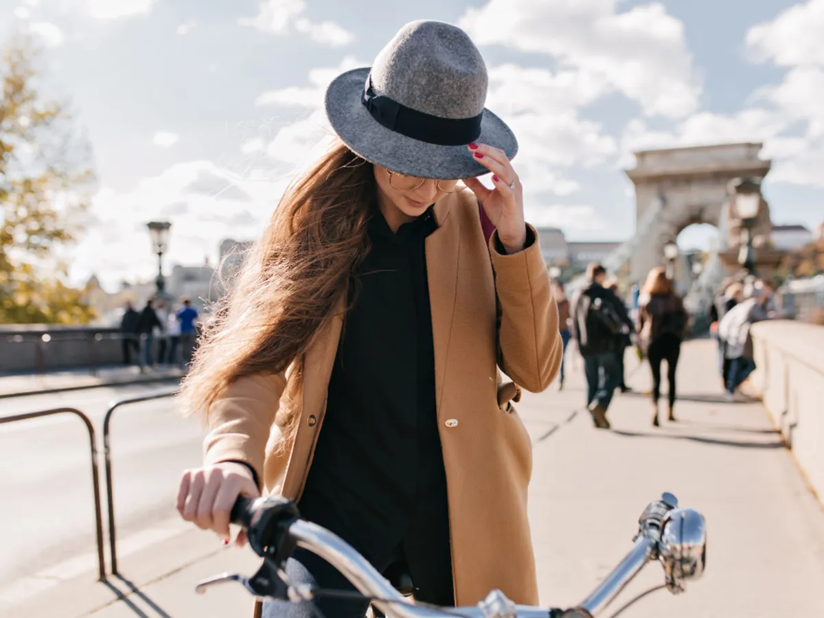 Români stabiliți în Franța vor să revină în țară pentru 3.500 de lei. „Avem un plan. Ce ajutoare se dau?”