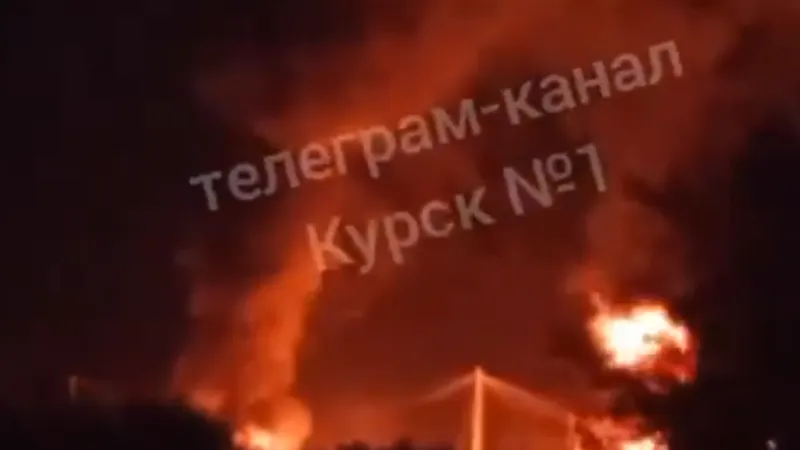 Atac masiv al Ucrainei cu peste 20 de drone în Kursk, Rusia. Un depozit de petrol, în flăcări - Foto: X/ @NOELreports - Captură foto