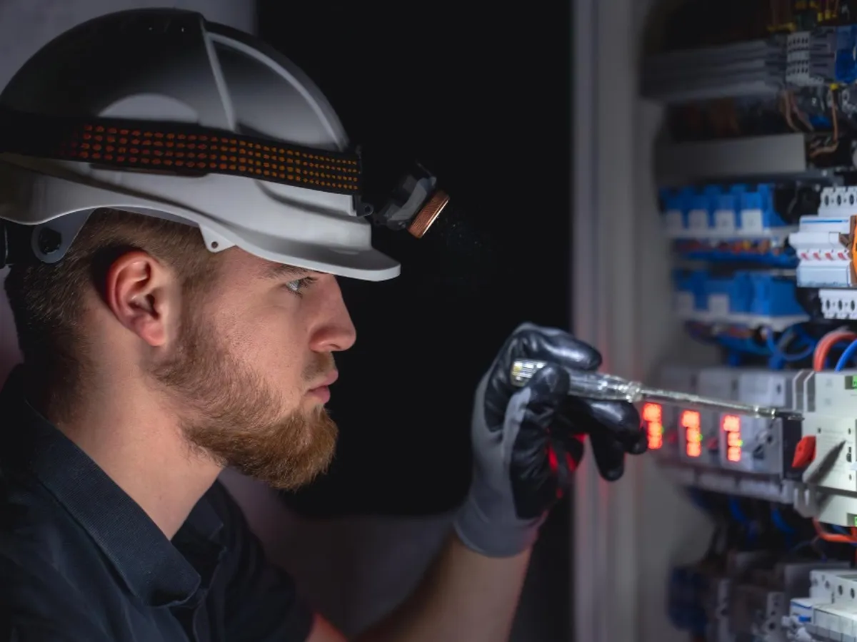 Electrician- Foto: Freepik (rol ilustrativ)