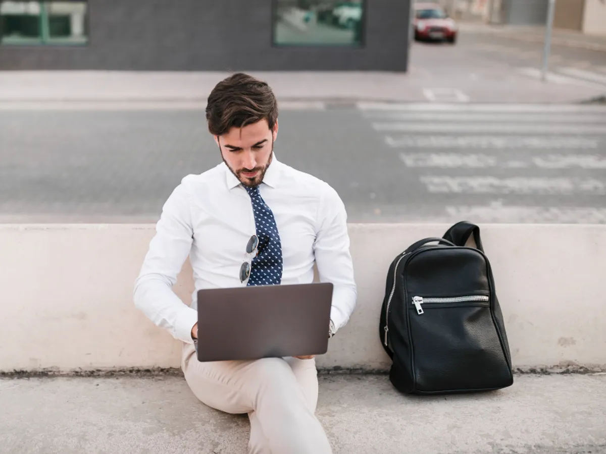 Un inginer IT a fost concediat acum 5 luni. Nu și-a mai găsit loc de muncă: „Pare un zid de cărămidă. Mă tem”