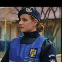 A cântat în corul bisericii dar a ales uniforma militară. Roxana speră la o lume mai bună Foto: stiri.botosani.ro