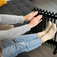 Cum calculezi consumul unui calorifer electric pe lună? Sfaturi cum să îți reduci factura la energie - Foto: Profimedia images