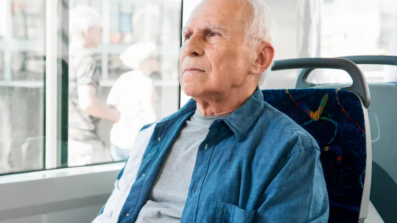Pensie și salarii tăiate cu 15% din toamnă. Coșmarul pensionarilor se poate întoarce după 15 ani - Foto: Freepik (Imagine cu rol ilustrativ)