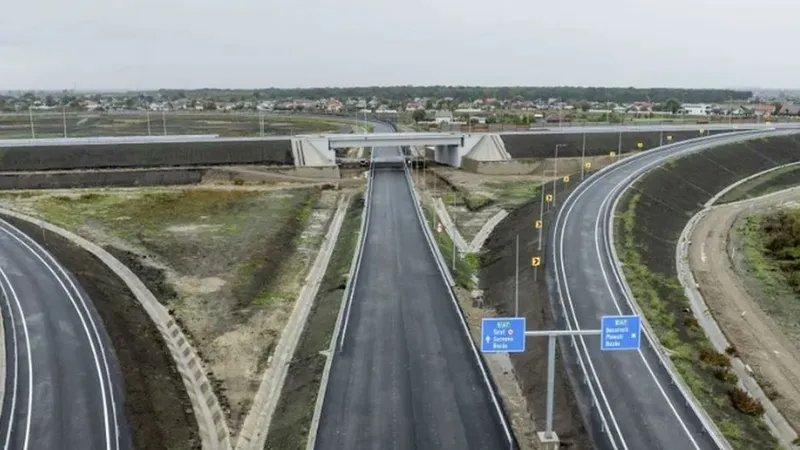 Autostrada de 35.000.000 €/km care se închide temporar, pe câte un sens. Ce premieră s-ar înregistra - Foto: INQUAM PHOTOS/Casian Mitu (imagine cu caracter ilustrativ)