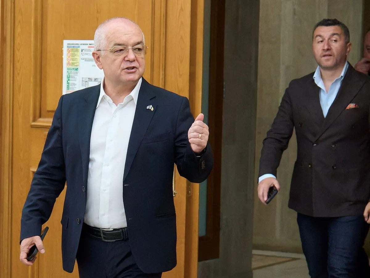 Emil Boc, mesaj pentru PSD și Opoziție: Cine dă jos Guvernul „trebuie să pună unul înapoi”