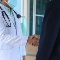 Un medic chirurg celebru, prins când primea 500 de lei mită de la un pacient - Foto: Pixabay.com (rol ilustrativ)