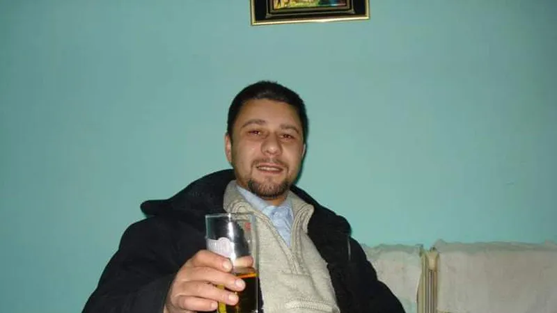 Învățătorul Ciprian Ștefan Loghin a fost prins conducând beat și fără permis Foto: BZI