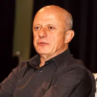 Un alt actor o ia după Puric: „Am ajuns minoritar în țara mea. nu am dreptul  să iubesc tricolorul” / fanatik.ro