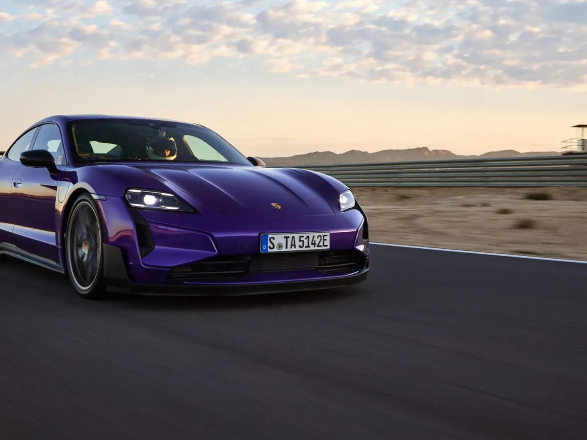 Taycan Turbo GT cu pachetul Weissach, cel mai puternic Porsche de serie din istorie - Foto: Porsche