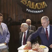 Familia Dragnea și Petre Daea Foto: Inquam