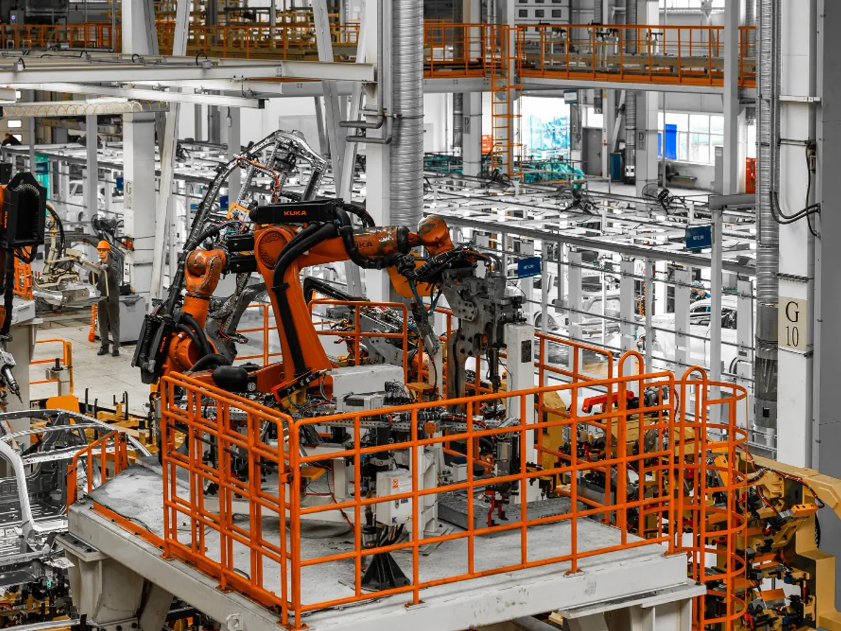 Roboți industriali - Foto: Freepik (rol ilustrativ)