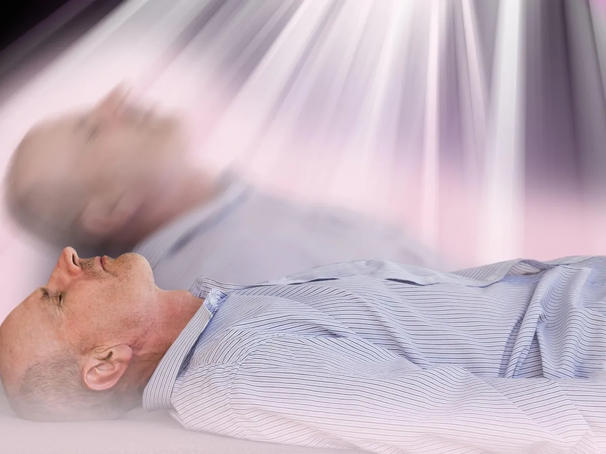 Imagine artistică cu spiritul unui om părăsindu-i trupul - Foto: Profimedia (cu rol ilustrativ)