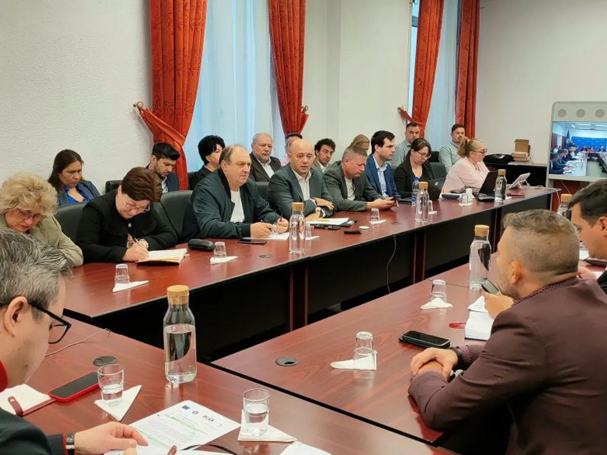 Care este categoria de români care primesc zile libere și sporuri de la stat. Vești pentru bugetari Foto: sindicatpolitistilocali