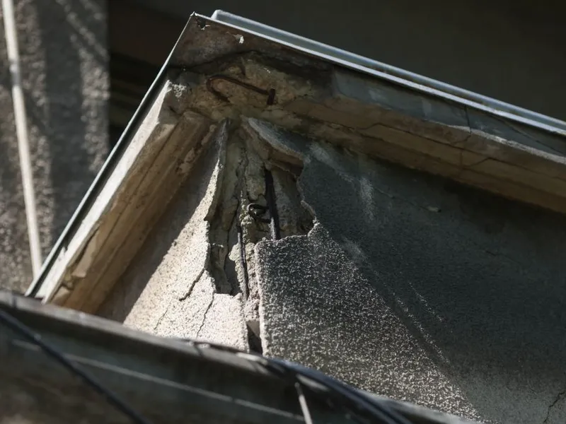 Doar 78 de clădiri cu risc seismic din Bucureşti vor fi consolidate. Banii rămân nefolosiţi - Foto: INQUAM PHOTOS/George Călin