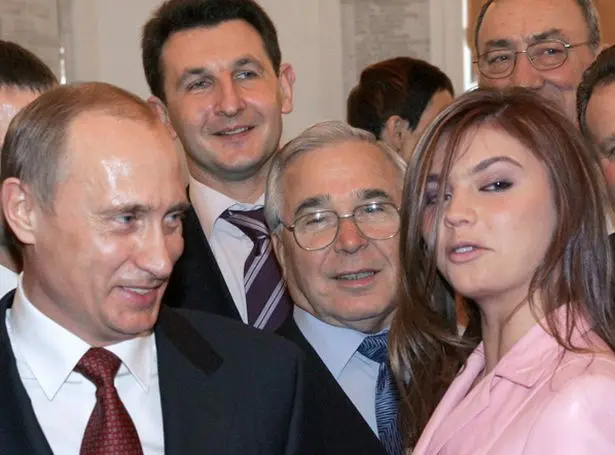 Alina Kabaeva și Vladimir Putin - Foto: mirror.co.uk