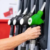 Motorina eco, HVO, făcută din uleiuri vechi și reziduuri de pește - Foto: vivaenergy.com.au