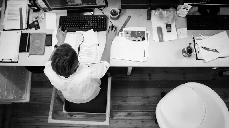 Angajații vor avea noi drepturi și obligații de anul acesta. A fost schimbat Codul Muncii  Foto: Pexels (fotografie cu caracter ilsutrativ)