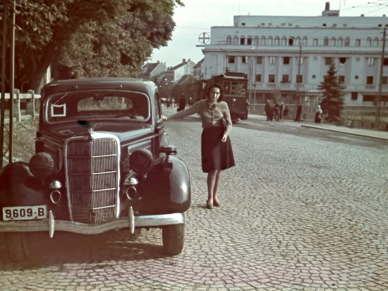 Imagini color unice din România în 1942-1946, în plin Război: Sibiu, Făgăraș, Brașov, București - Foto: Facebook/Arhiva de Fotografie
