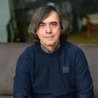 Mircea Cărtărescu, laureat internațional, dar refuzat de Academia Română! Un vot a făcut diferența: FOTO - Facebook(imagine cu rol ilustrativ)