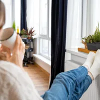 Ce trebuie să pui în spatele caloriferelor pentru o factură la energie mică? Te costă 3 lei - Foto: Freepik (rol ilustrativ)