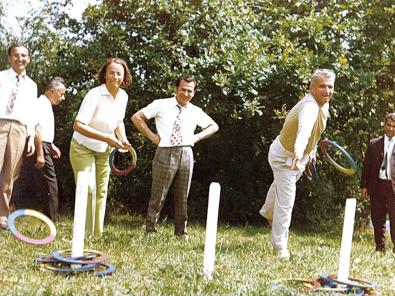 Apropiere Ion Iliescu, împreună cu Nicolae și Elena Ceaușescu în 1976