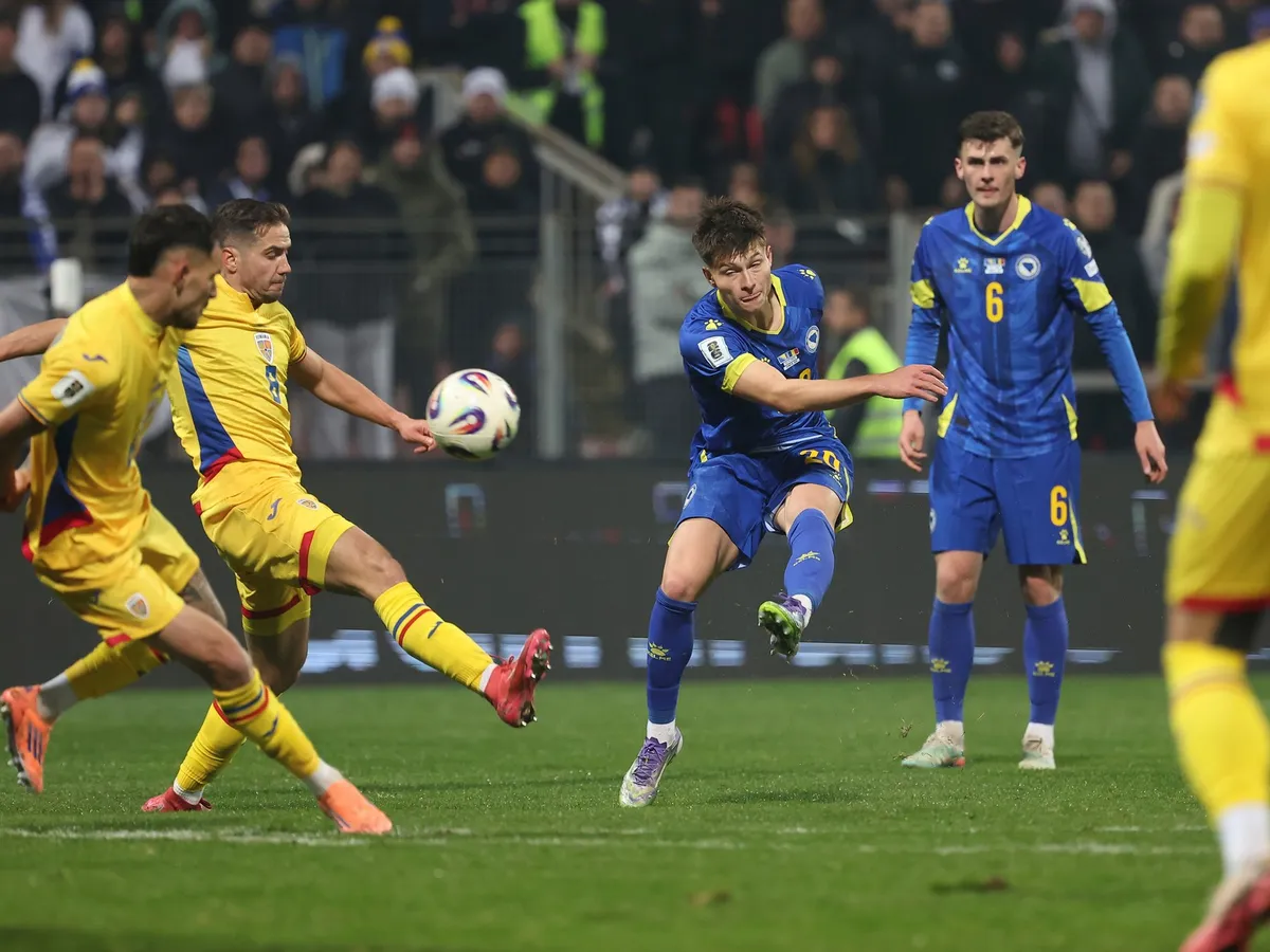 VIDEO România, îngenuncheată de Serbia, 3-1, în drumul către Cupa Mondială din 2026. Ce spune Ilie Dumitrescu