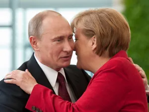 Relația dintre Angela Merkel și Vladimir Putin au avut întotdeauna o relație apropiată/ Foto: Profimedia Images