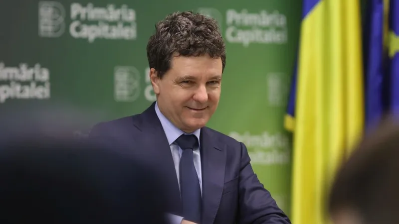 Nicuşor Dan, la şedinţa extraordinară a CGMB - Foto: INQUAM PHOTOS/George Călin