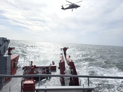 Un elicopter Black Hawk implicat în căutări - Foto: IGSU