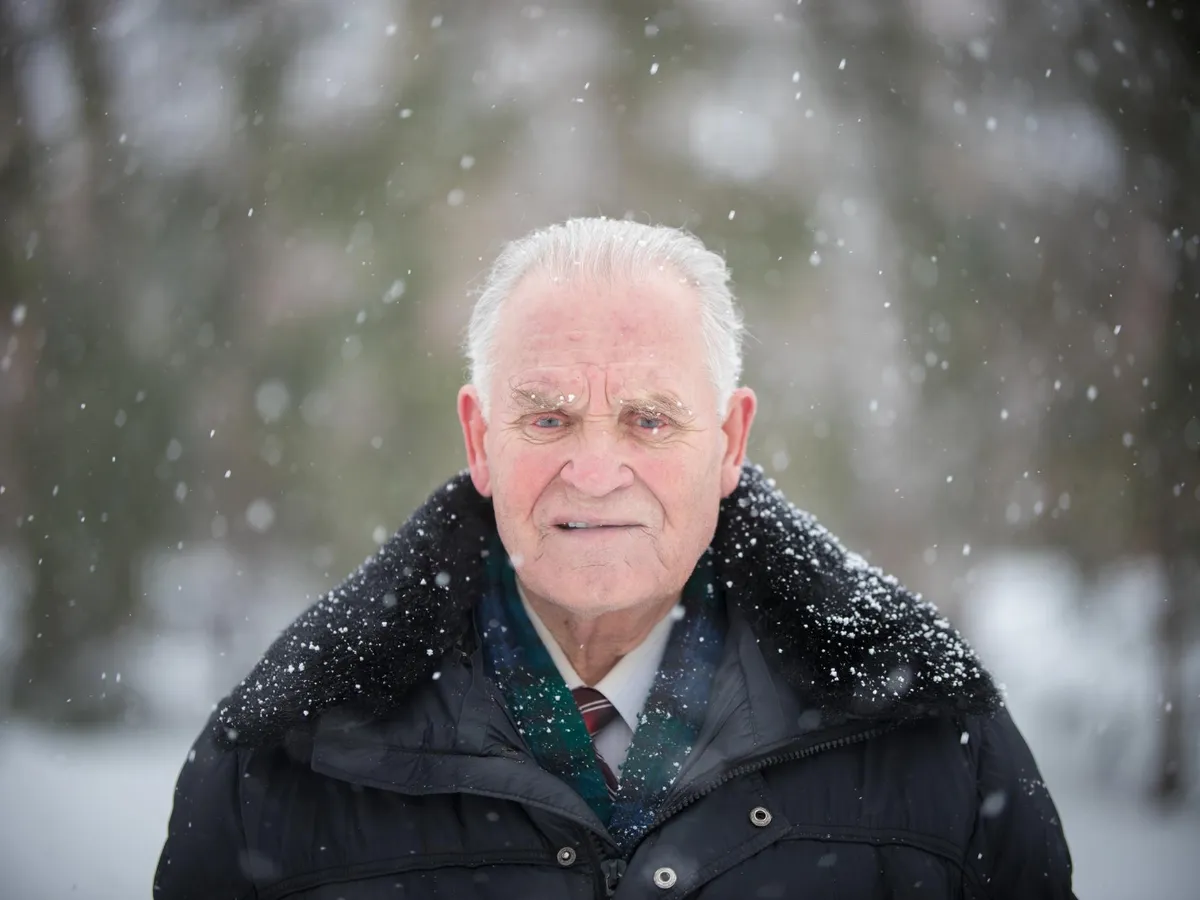 Peste 30 de ani de muncă și o pensie care abia îi ajunge pentru facturi. Poate pensionarul cumpăra vechime?