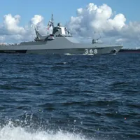 Flota Mării Negre a Rusiei, sub foc continuu. Nava amiral (i Makarov, trasă pe dreapta - Foto: thedrive.com (imagine cu caracter ilustrativ)