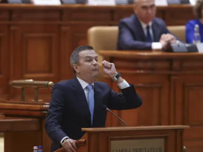 Aproape jumătate dintre români consideră moțiunea de cenzură PSD-AUR un act politic inutil care va înrăutăți lucrurile