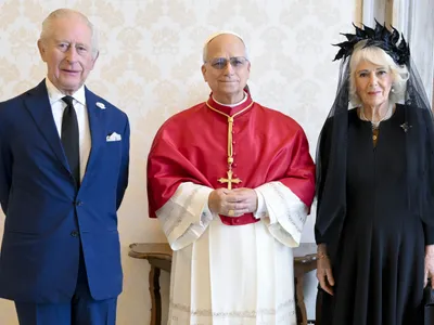 Regele Charles, Papa Leon și regina Camilla - Foto: Profimedia Images