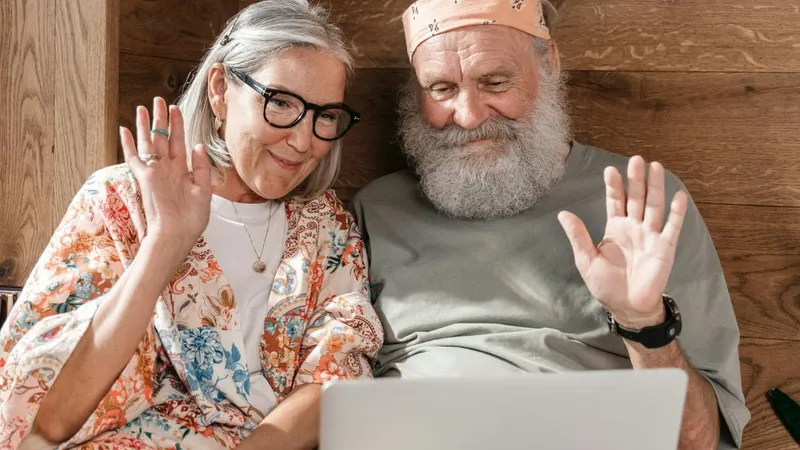 Temeri că ar putea fi probleme cu pensia. Cifrele Guvernului arată neîncredere în sistemul social - Foto: Pexels/ANTONI SHKRABA production