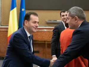 Ludovic Orban și Dan Barna la discuțiile de luni dimineața, la Palatul Victoria Foto: Guv.ro