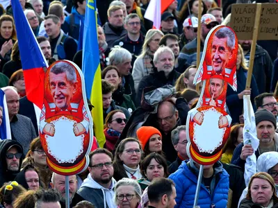 Un prostest uriaș, la care au participat peste 150.000 de oameni, a avut loc la Praga, împotriva noului guvern ceh condus de Andrej Babis - Foto: Profimedia Images
