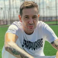 Rapper-ul Tudor Sișu, despre educație și digitalizare: „Aș opri comunicarea virtuală 20 de ani”. / Foto: fanatik.ro