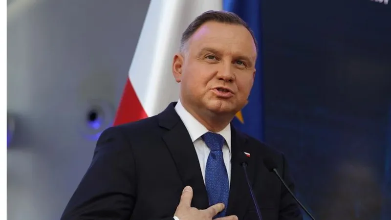Duda îi critică pe Macron și Scholtz pentru convorbirile cu Putin foto: daily mail